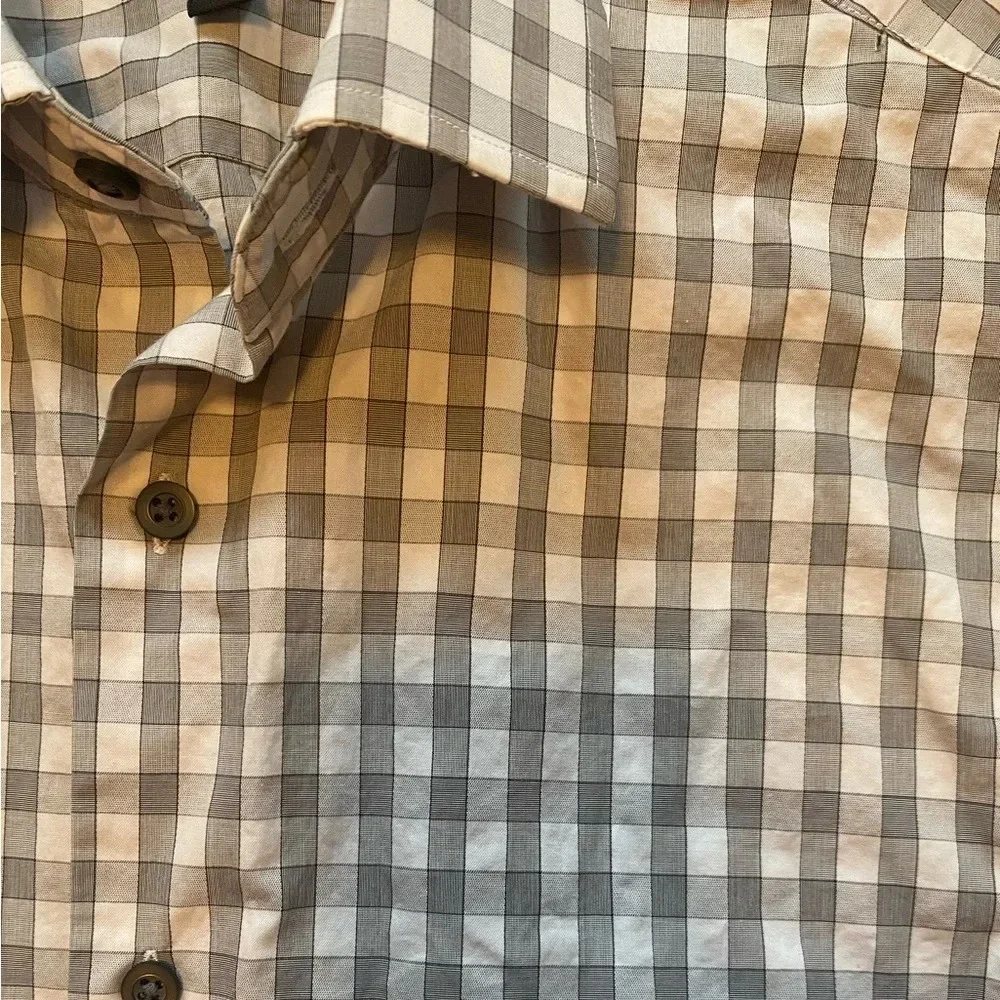 Banana Republic | Grant Fit Dress Shirt | Size M